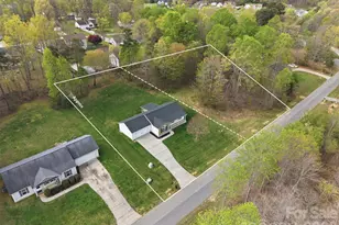 217 Winding Cedar Dr, Statesville, NC 28677 - Photo 6