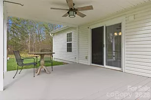 217 Winding Cedar Dr, Statesville, NC 28677 - Photo 46