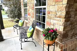 596 Moses Dr, Fort Mill, SC 29707 - Photo 2