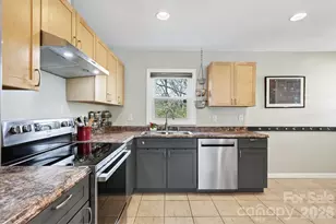 88 Ivanhoe Ave, Asheville, NC 28806 - Photo 10