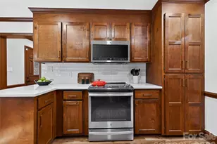 7405 Newmans Ln, Charlotte, NC 28270 - Photo 10