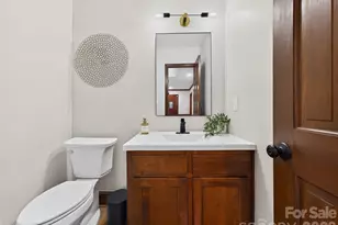 7405 Newmans Ln, Charlotte, NC 28270 - Photo 16