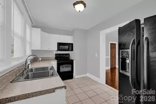 328-330 3rd Ave SE, Hickory, NC 28602 - Photo 12