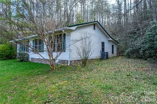 108 Poplar Gap Rd, Brevard, NC 28712 - Photo 2