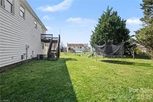 3904 Riverdale Rd, Greensboro, NC 27406 - Photo 16