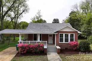307 W Washington Ave, Bessemer City, NC 28016 - Photo 2