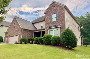 725 Kathy Dianne Dr, Indian Land, SC 29707 - Photo 2
