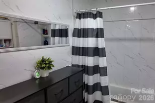 405 S 12th St, Bessemer City, NC 28016 - Photo 16