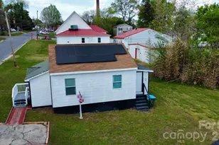 405 S 12th St, Bessemer City, NC 28016 - Photo 32