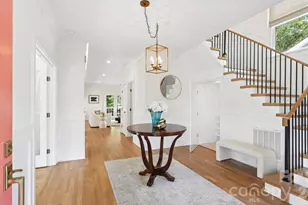 2232 Commonwealth Ave, Charlotte, NC 28205 - Photo 2