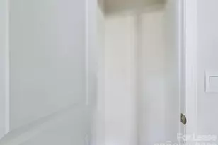 8021 Murray Br Dr, Charlotte, NC 28216 - Photo 26