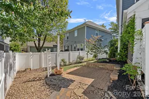 17747 N Shore Cir, Cornelius, NC 28031 - Photo 32