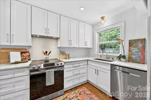 1929 Marguerite Ave, Charlotte, NC 28205 - Photo 10