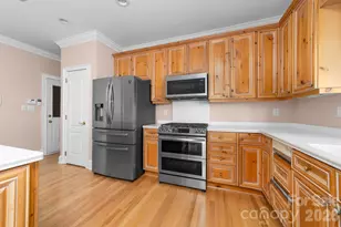 21217 Island Forest Dr, Cornelius, NC 28031 - Photo 12