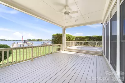 21217 Island Forest Drive, Cornelius, NC 28031 - Photo 10