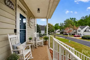 2851 Huckleberry Hill Dr, Fort Mill, SC 29715 - Photo 1
