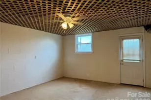 6257 W Nc 10 Hwy, Hickory, NC 28602 - Photo 48