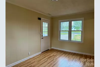 6257 W Nc 10 Highway, Hickory, NC 28602 - Photo 10