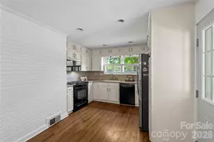 4101 Castlewood Rd, Charlotte, NC 28209 - Photo 18