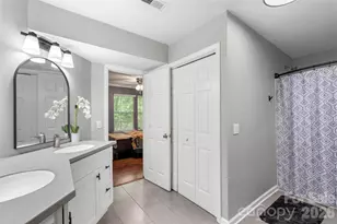 6038 Gray Gate Ln, Charlotte, NC 28210 - Photo 28