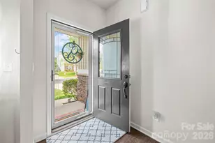 2739 Cypress Oak Ln, Gastonia, NC 28056 - Photo 4