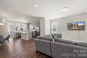 2004 Blewett Dr, Charlotte, NC 28269 - Photo 6