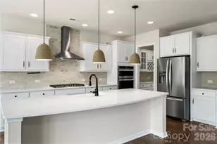 8763 Gladden Hill Ln, Fort Mill, SC 29715 - Photo 12