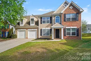 13003 Shannon Park Ln, Charlotte, NC 28273 - Photo 2