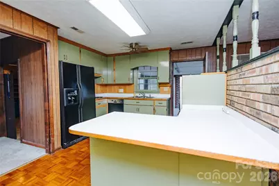 205 Bond Street, Marion, NC 28752 - Photo 22