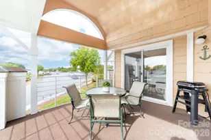 18633 Harborside Dr, Cornelius, NC 28031 - Photo 22