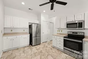 2726 Polo Club Blvd, Matthews, NC 28105 - Photo 14