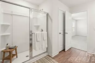 11403 Cardinal Crk Ave, Charlotte, NC 28215 - Photo 18