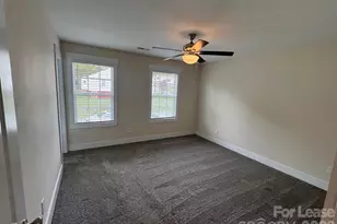 516 Beacon St, Gastonia, NC 28054 - Photo 8