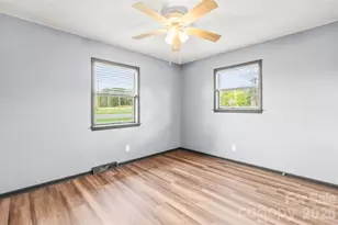 507 J C Dellinger Rd, Cherryville, NC 28021 - Photo 16