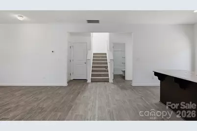 4225 Stockbrook Drive, Charlotte, NC 28215 - Photo 8