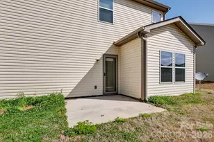 4225 Stockbrook Dr, Charlotte, NC 28215 - Photo 26