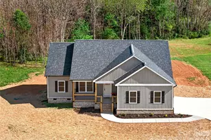 144 Tranquility Ln, Harmony, NC 28634 - Photo 8