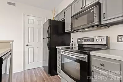 212 W 10th Street #4, Charlotte, NC 28202 - Photo 8