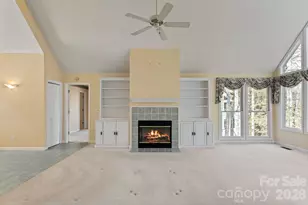 514 Cobblestone Ln, Flat Rock, NC 28731 - Photo 6
