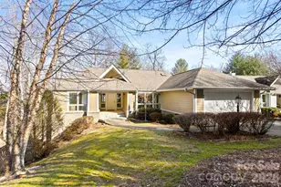 514 Cobblestone Ln, Flat Rock, NC 28731 - Photo 1