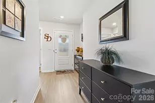 1728 Nia Rd, Charlotte, NC 28215 - Photo 6