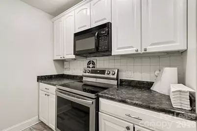 1323 Queens Road #227, Charlotte, NC 28207 - Photo 4
