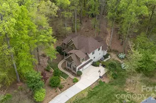 109 Hawks Nest Ln, Mooresville, NC 28117 - Photo 2