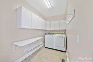 25 Ashefield Ct, Hendersonville, NC 28791 - Photo 14