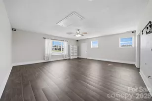 4805 Wordsworth Cir, Conover, NC 28613 - Photo 10