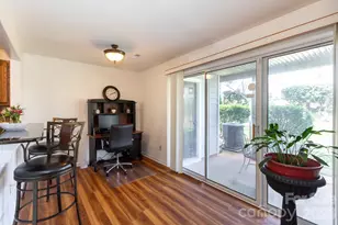 5600 Amity Springs Dr, Charlotte, NC 28212 - Photo 6