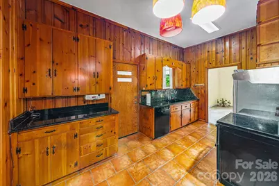 1051 Paramount Circle, Gastonia, NC 28052 - Photo 12