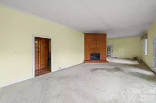 1051 Paramount Circle, Gastonia, NC 28052 - Photo 4