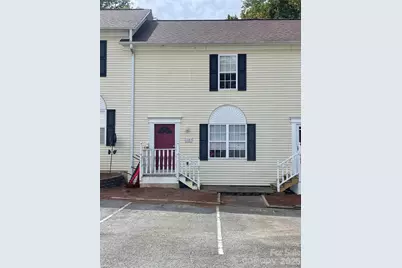 1057 19th Street NE, Hickory, NC 28601 - Photo 2