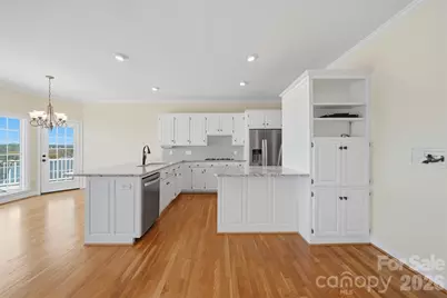 3820 8th Street Place NW, Hickory, NC 28601 - Photo 8